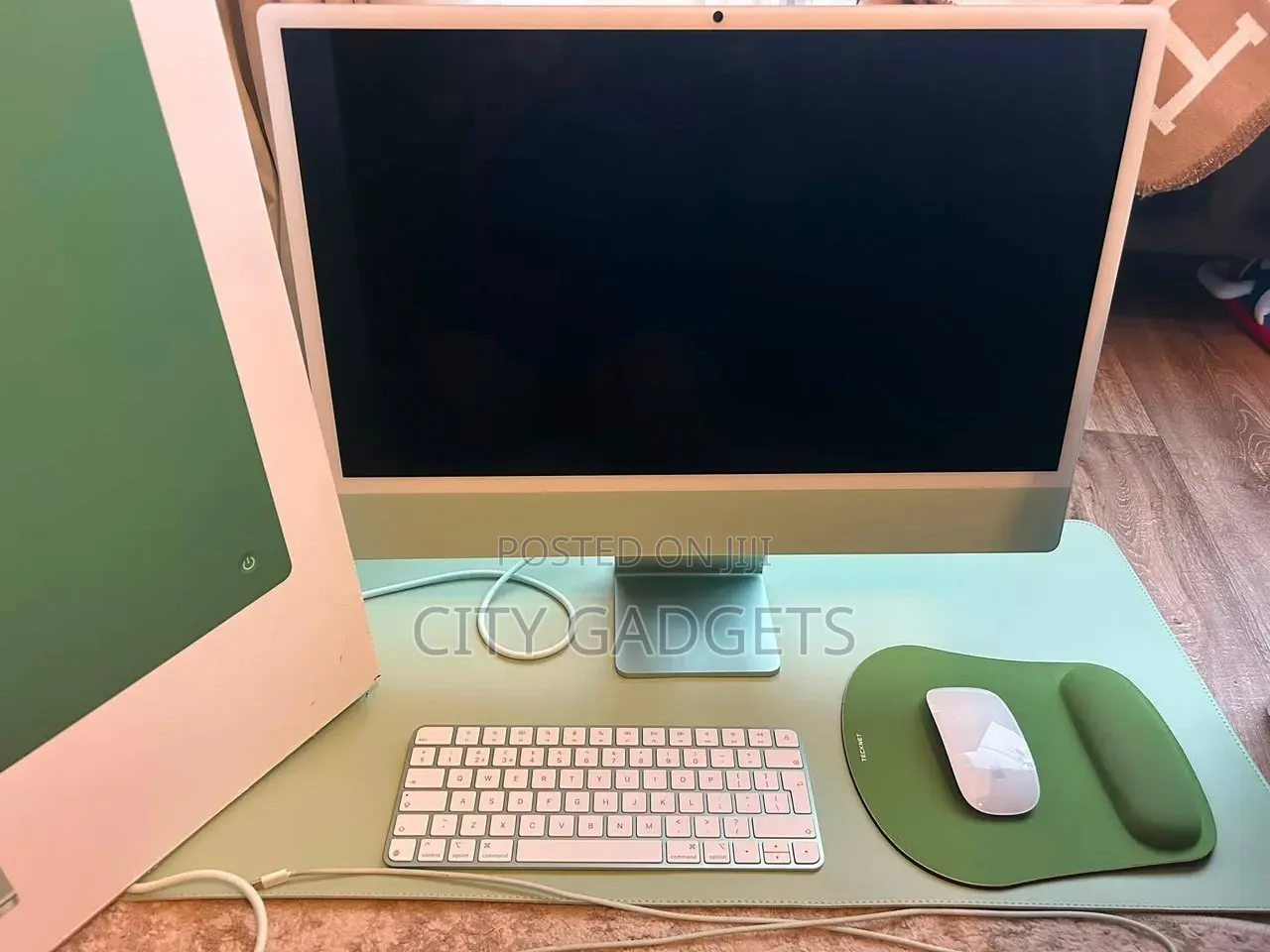 New Desktop Computer Apple iMac M1 16GB Apple M1 SSD 512GB