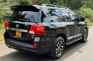 Toyota Land Cruiser 2012 Black