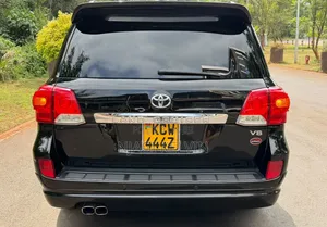Toyota Land Cruiser 2012 Black