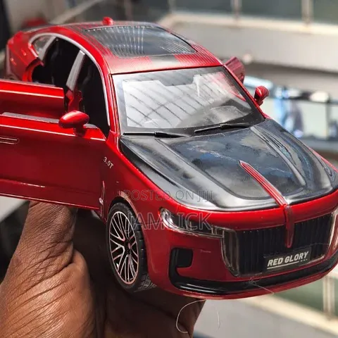 Mercedes-Maybach S600 Diecast Metal Model Car With Lights Sound - Gn