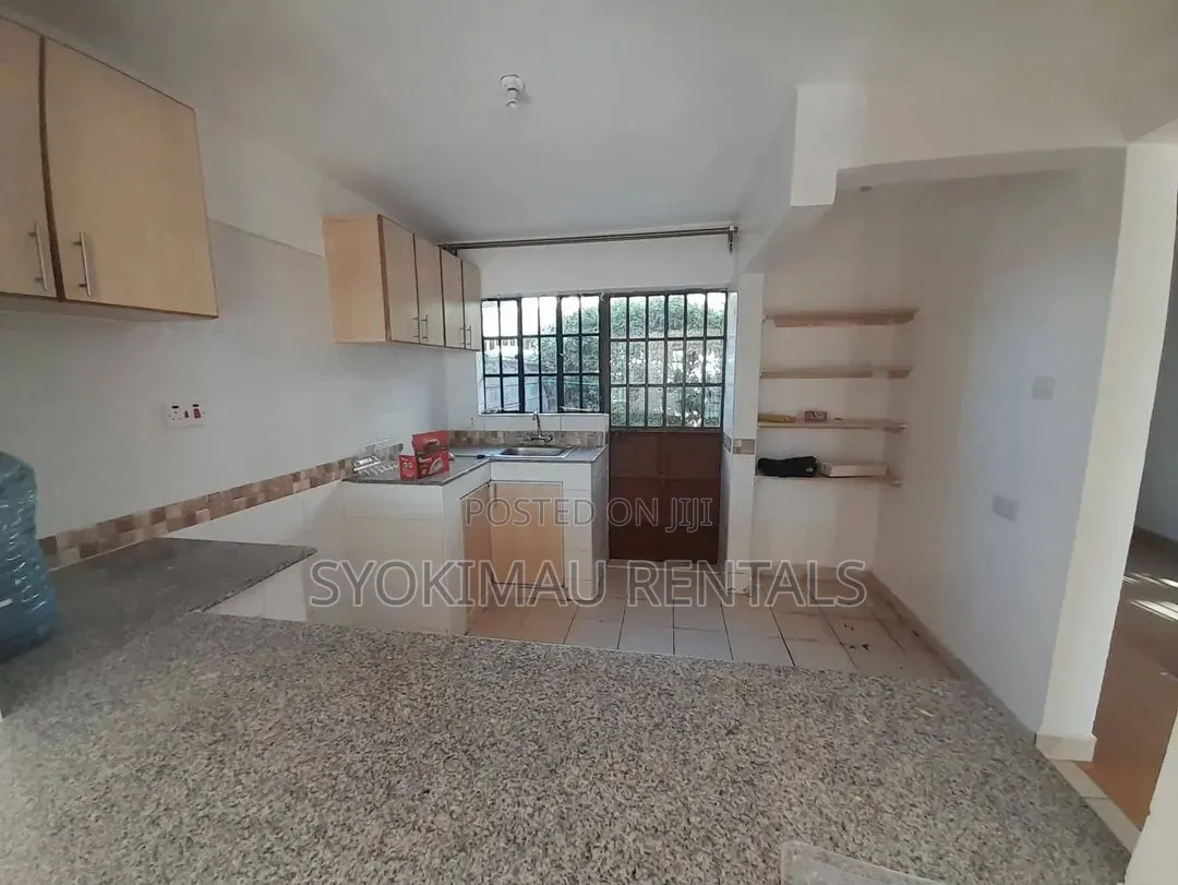 4bdrm Townhouse / Terrace in Syokimau, Gateway Mall Area for rent