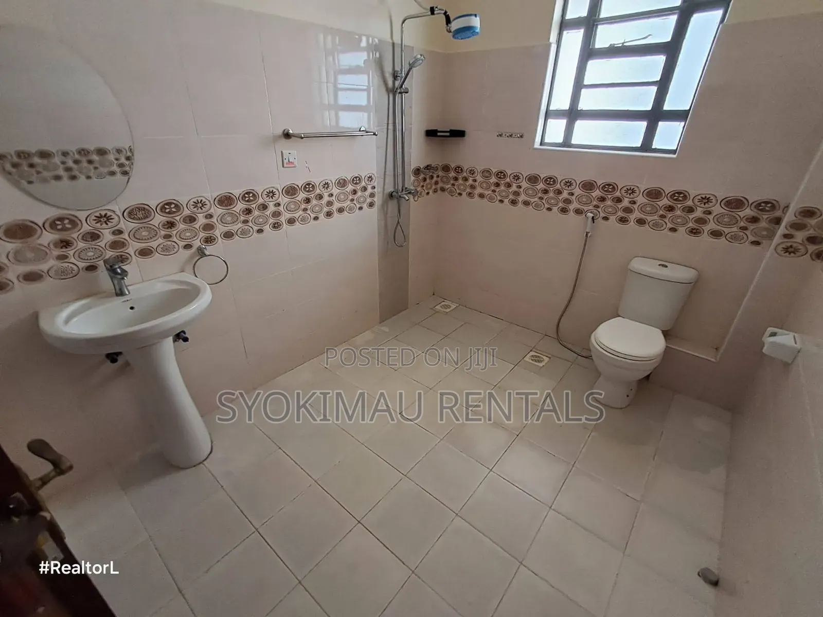 5bdrm Maisonette in Syokimau, Gateway Mall Area for rent