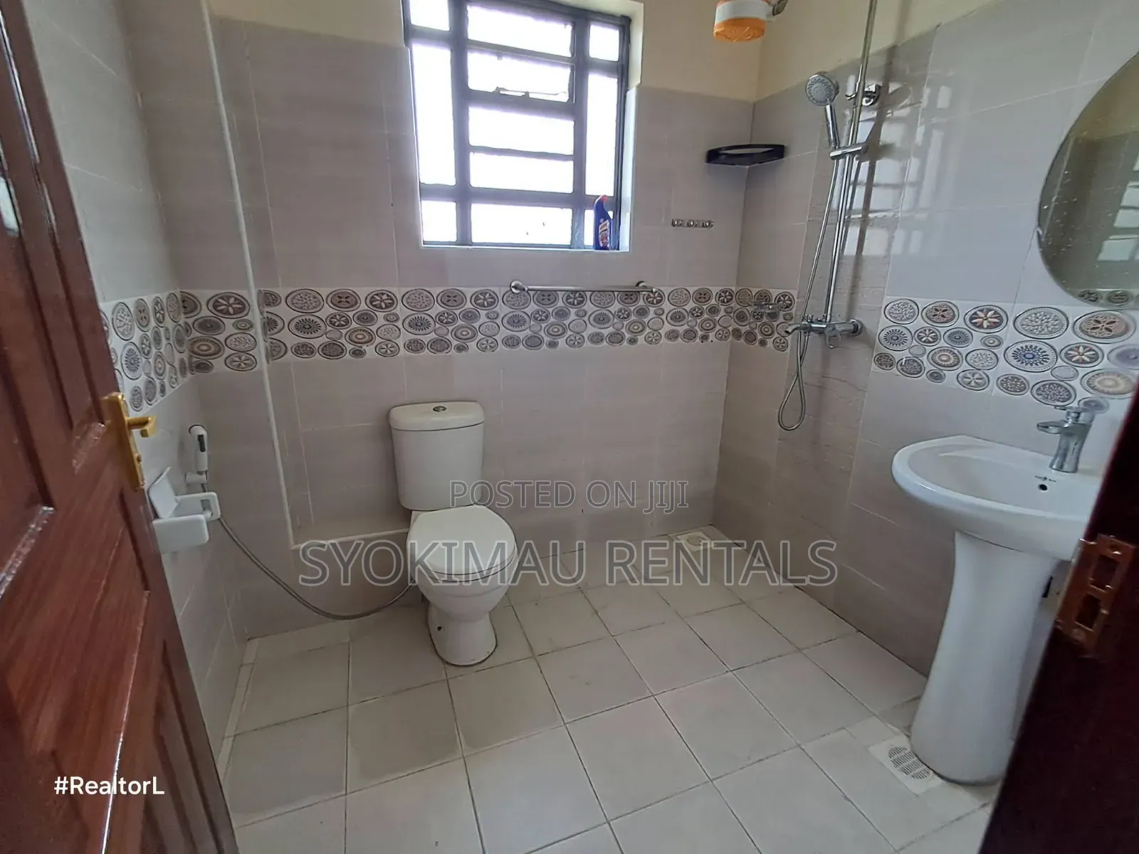 5bdrm Maisonette in Syokimau, Gateway Mall Area for rent