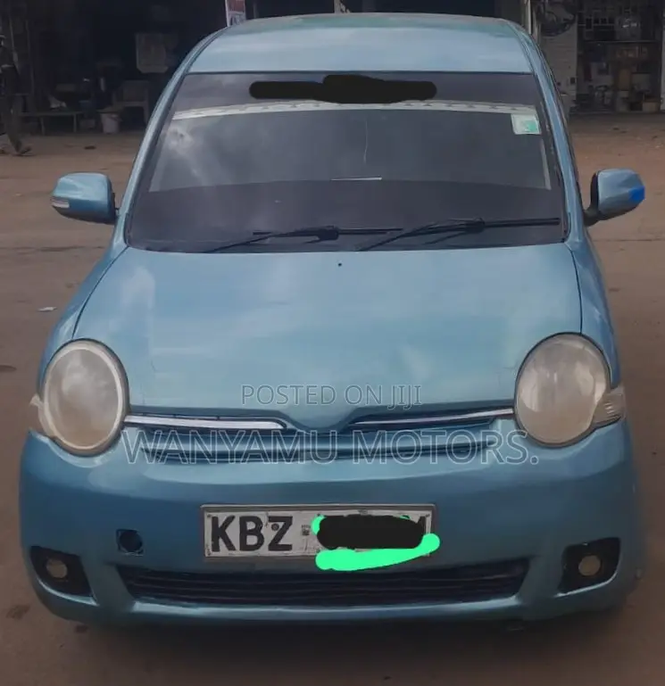 Toyota Sienta 2003 Blue