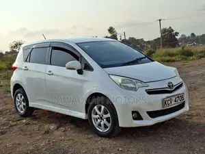 Toyota Ractis 2012 Pearl