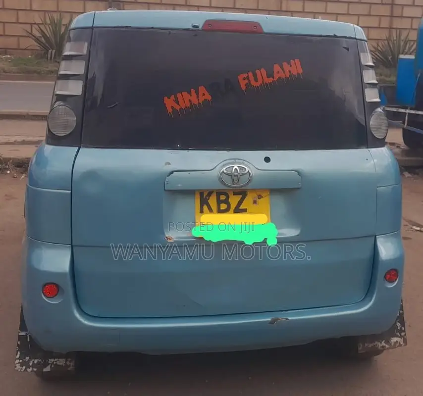 Toyota Sienta 2003 Blue