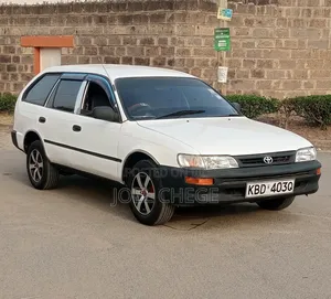 Toyota Corolla 2003 White