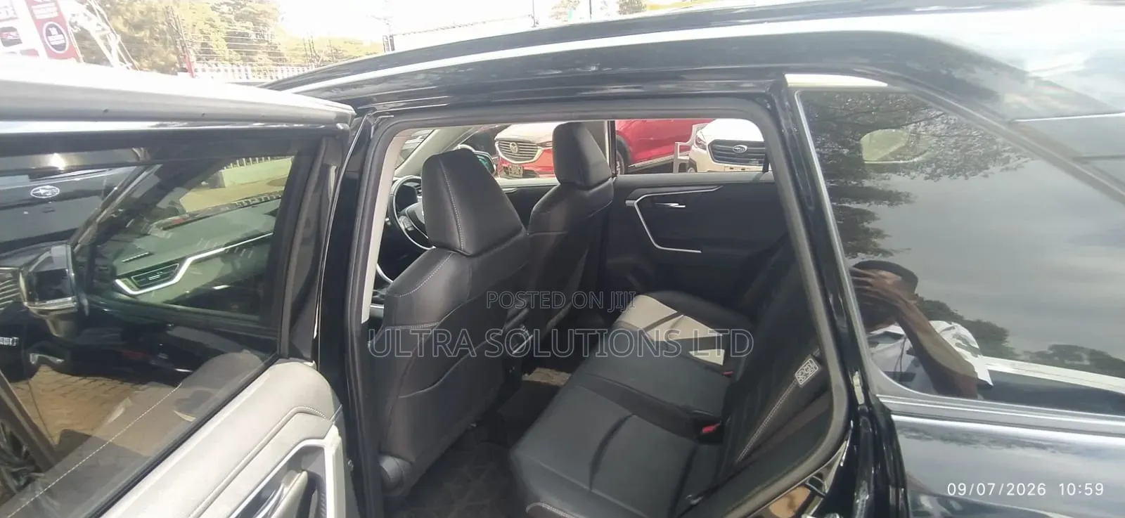 Toyota RAV4 Hybrid 2019 Black