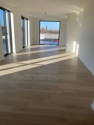 LVT Flooring Planks – Luxury Vinyl Wood Look Flooring