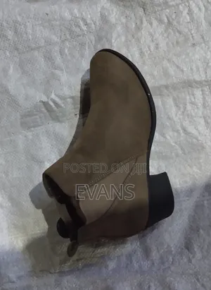Chelsea Boots