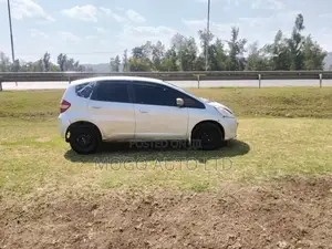 Honda Fit 2011 Silver