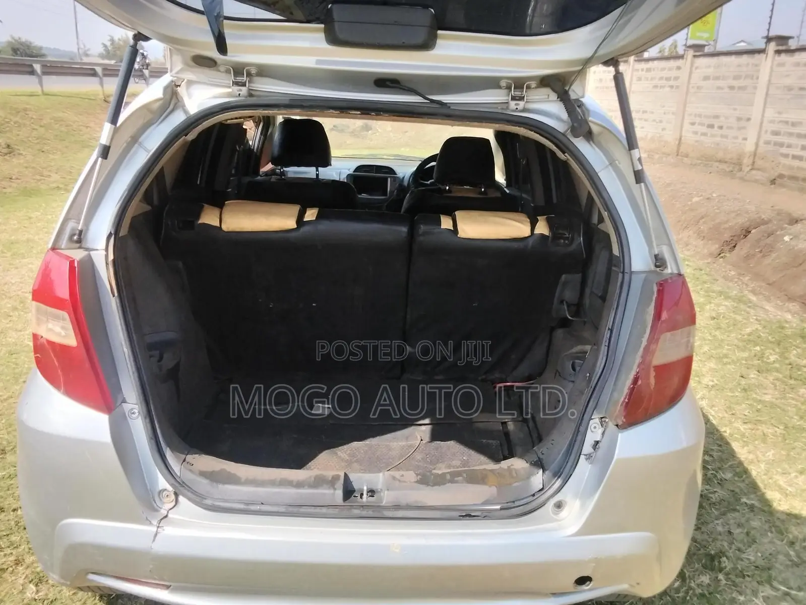 Honda Fit 2011 Silver