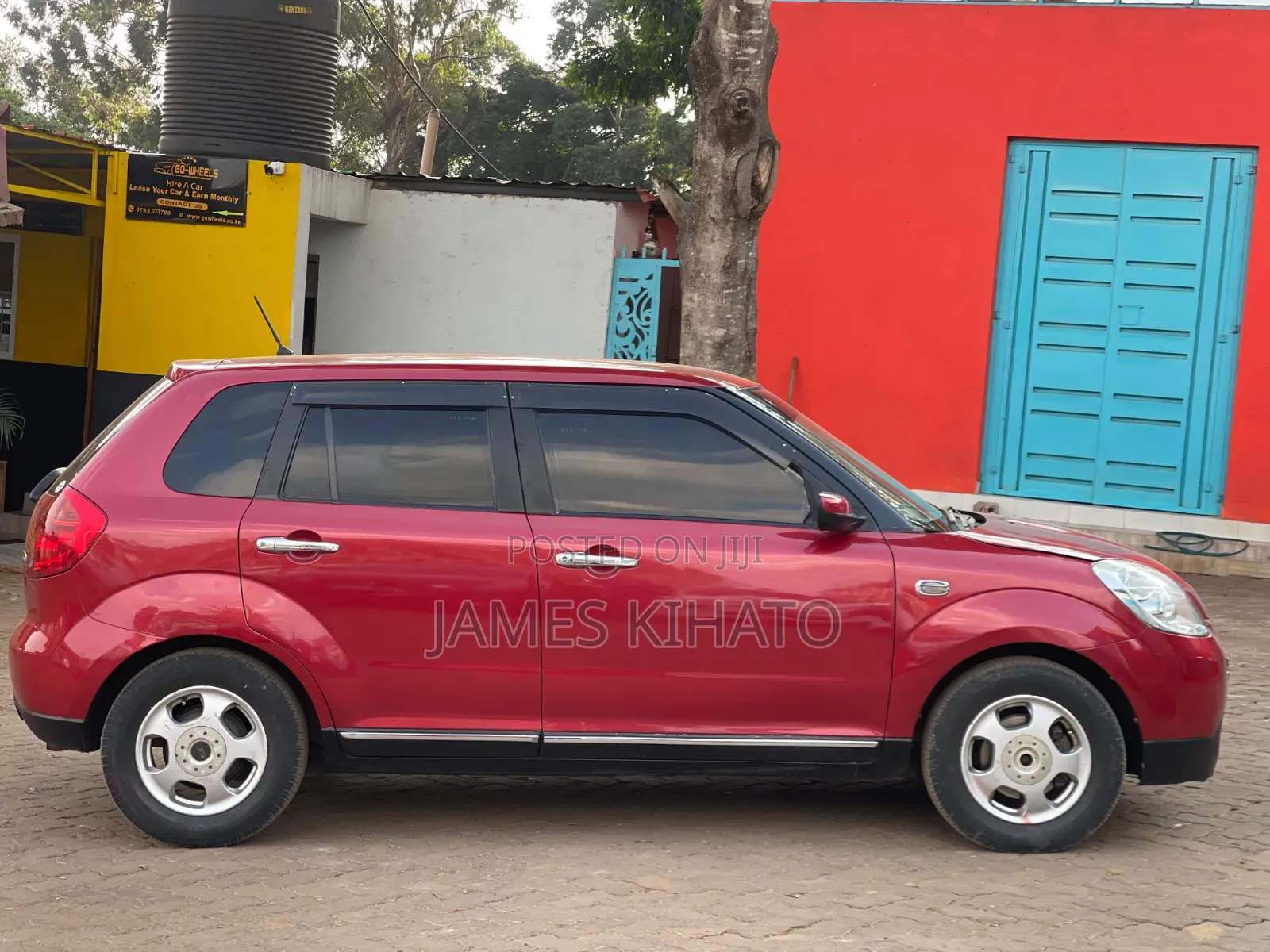 Mazda Verisa 2008 Red