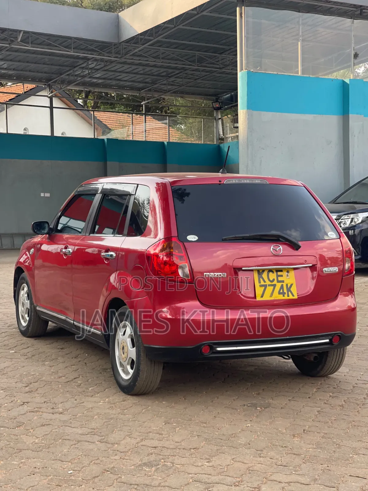 Mazda Verisa 2008 Red