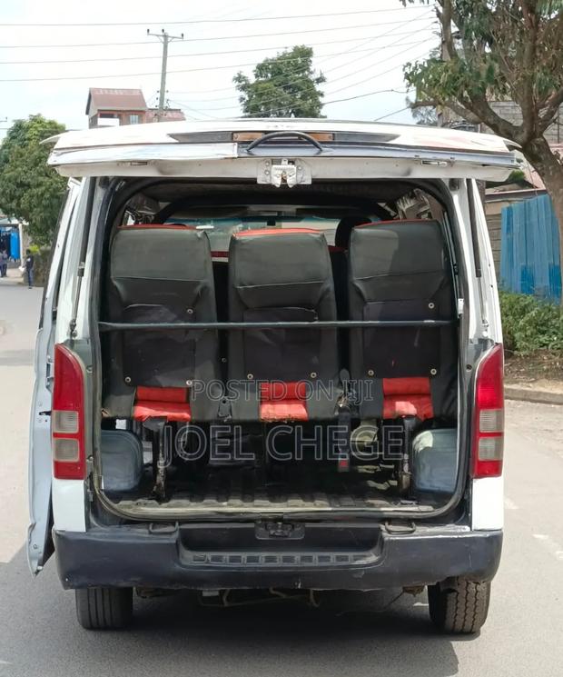 Toyota HiAce 2010 White - thumbnail 7