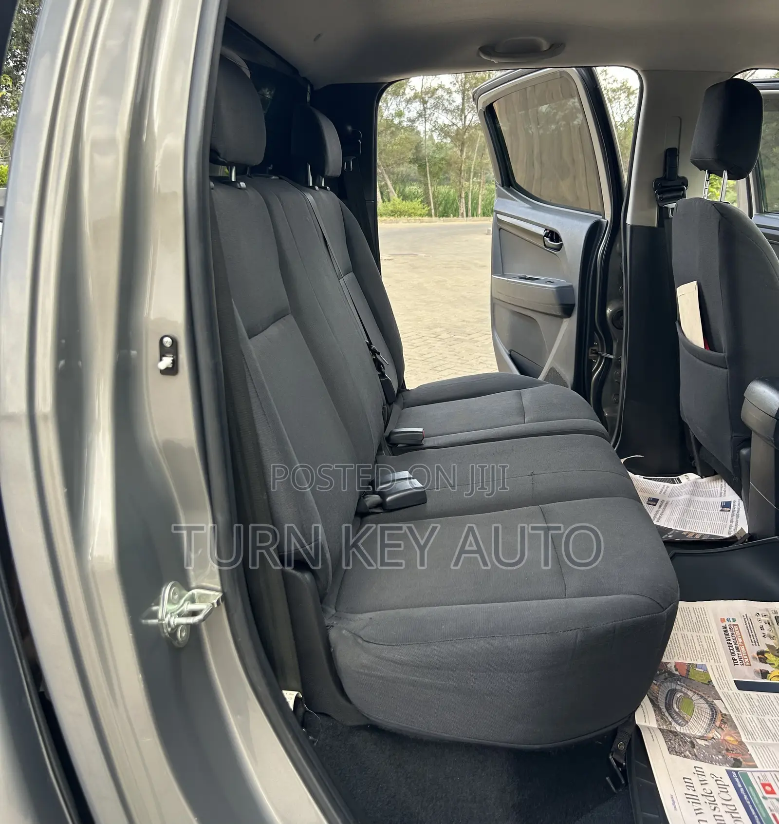 Isuzu D-MAX 2023 Gray