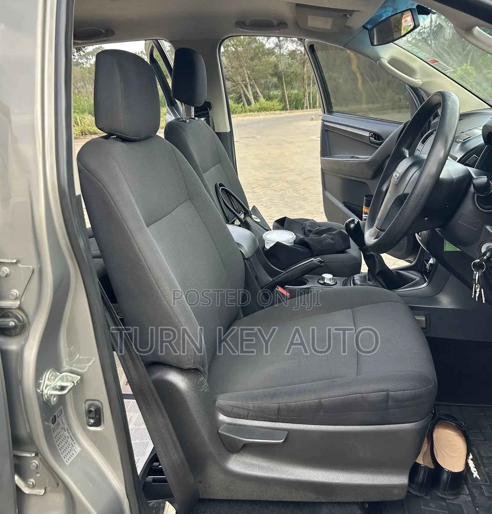 Isuzu D-MAX 2023 Gray
