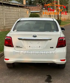 Toyota Axio 1.5 Hybrid 2WD 2019 White