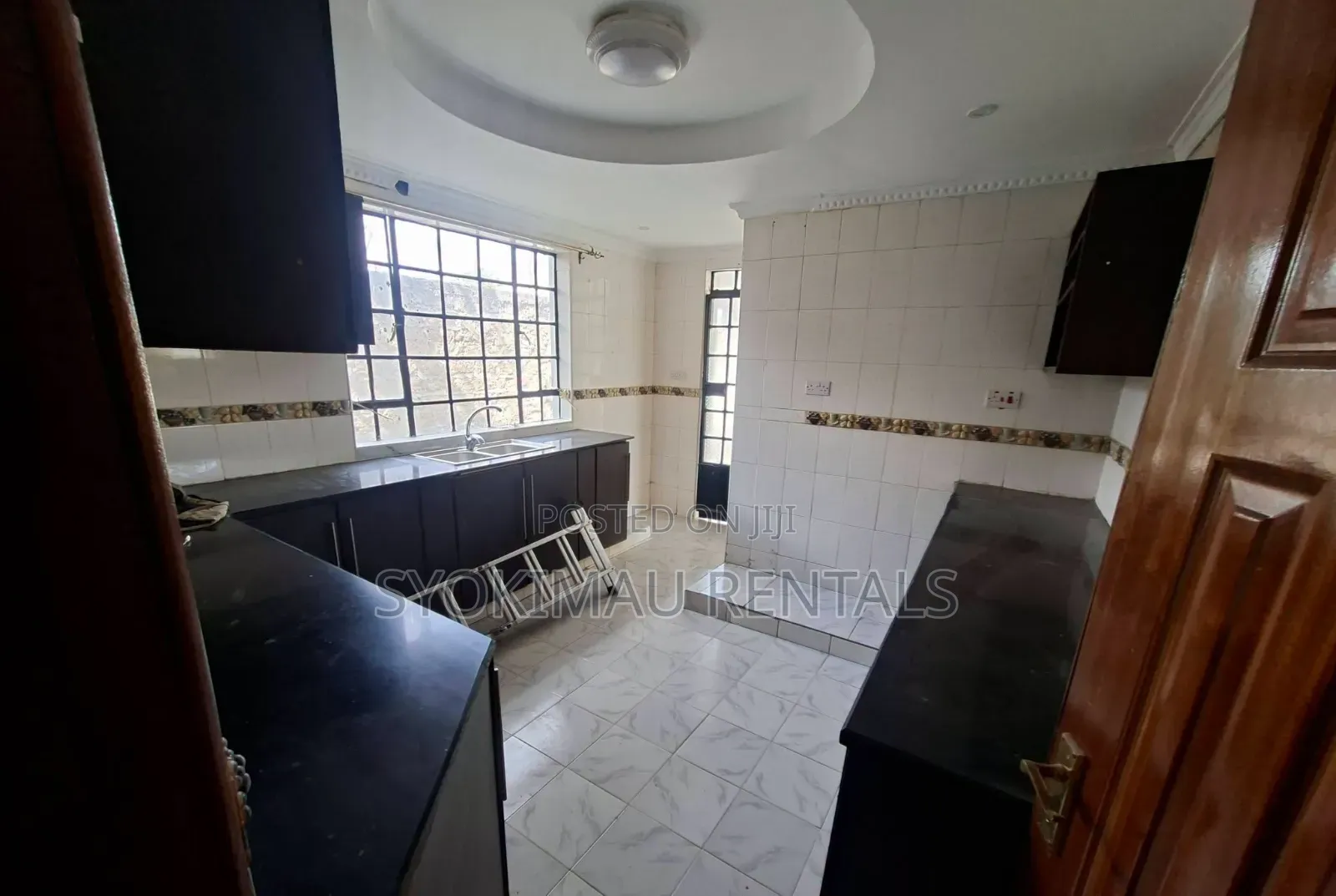 5bdrm Mansion in Sabaki, Mombasa Road for rent