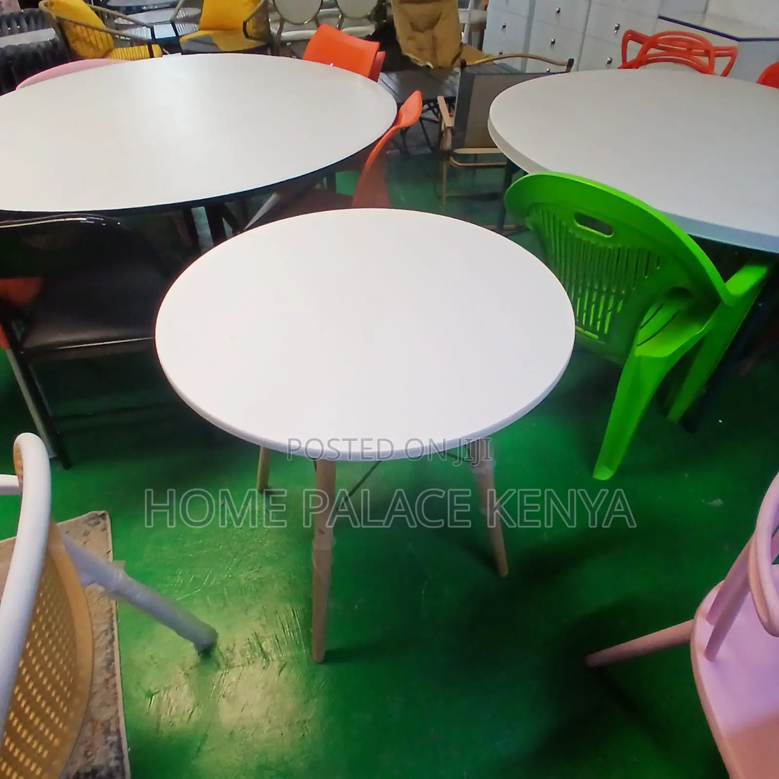 Dining Table: Round White Top Dining Table With Eiffle Legs