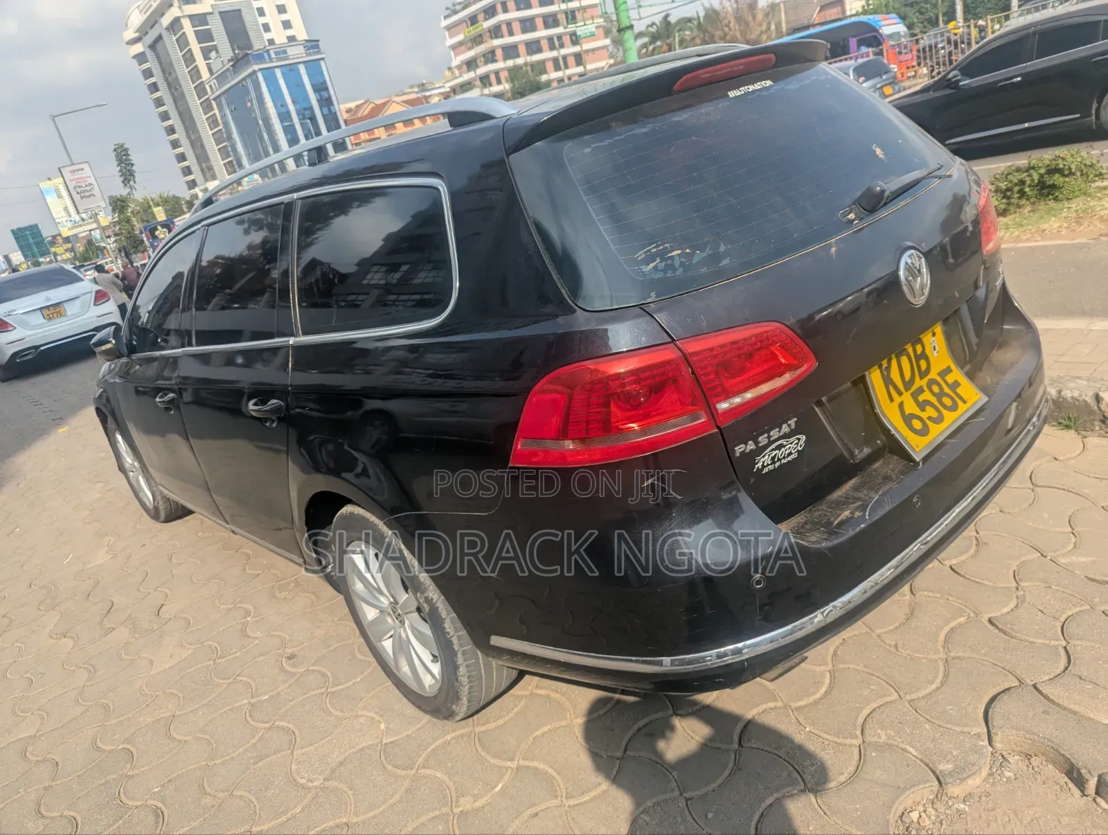 Volkswagen Passat 2013 Black