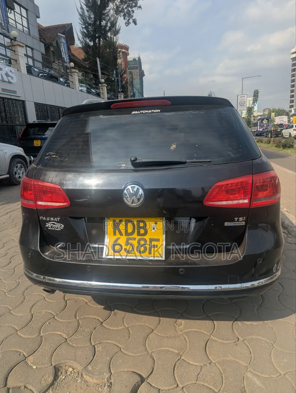 Volkswagen Passat 2013 Black