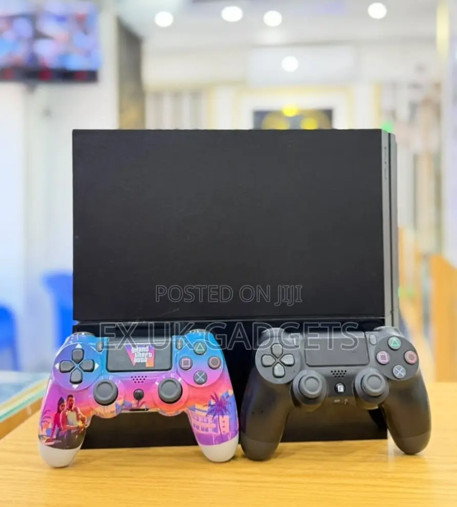 Sony Ps4 512gb 2controllers