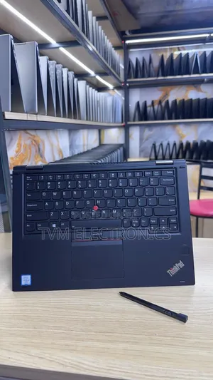 Laptop Lenovo ThinkPad Yoga 370 8GB Intel Core i5 SSD 256GB