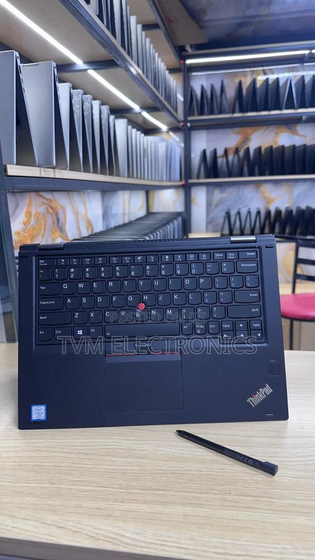 Laptop Lenovo ThinkPad Yoga 370 8GB Intel Core i5 SSD 256GB - thumbnail 3
