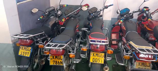 Bajaj Boxer 2022 Red - thumbnail 6