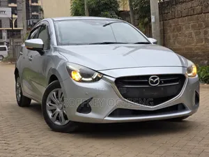Mazda Demio 2019 Silver