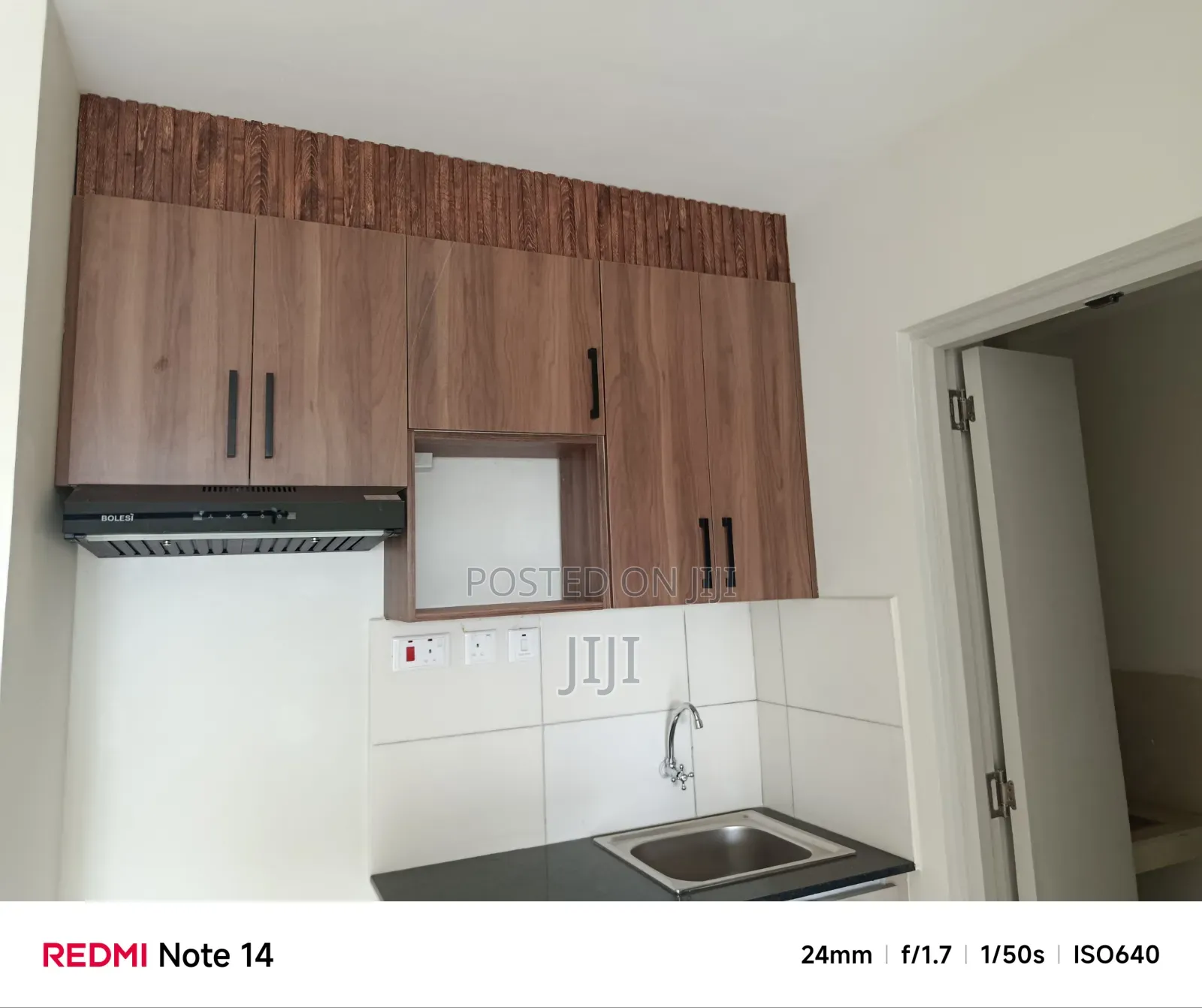 Kitchen Cabinets Installation