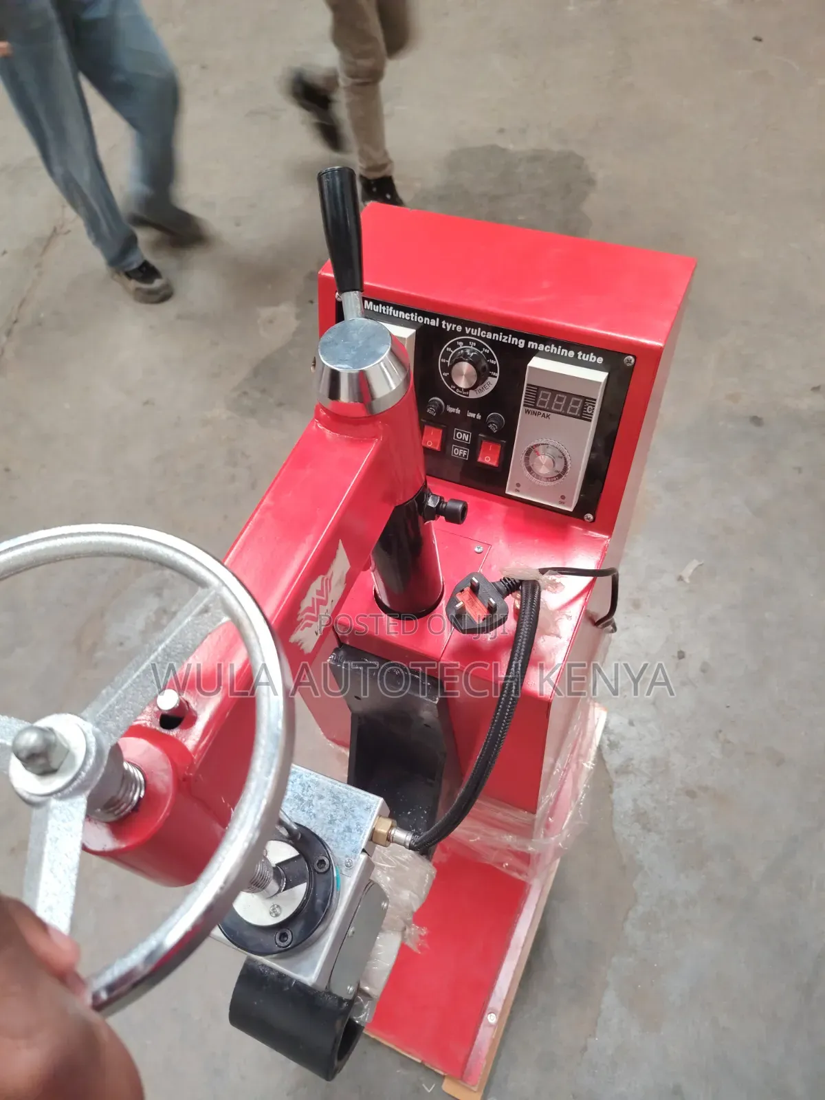 Uniform Heat Distribution Big Tyre Vulcanizer Machine Sunshine