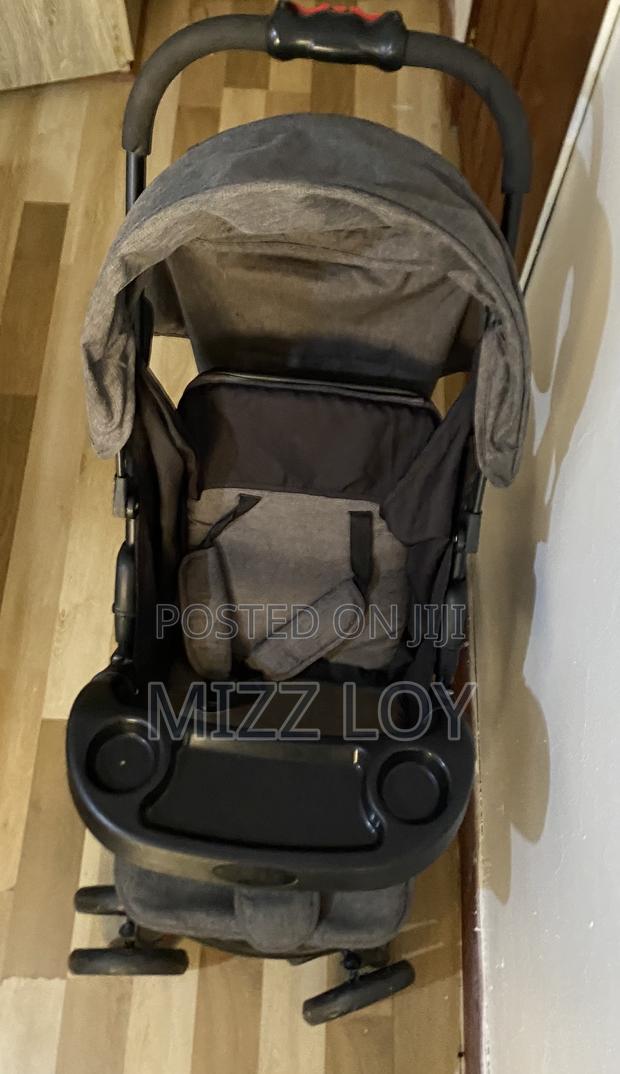 Lightweight Foldable Baby Stroller-grey-good Condition - thumbnail 4