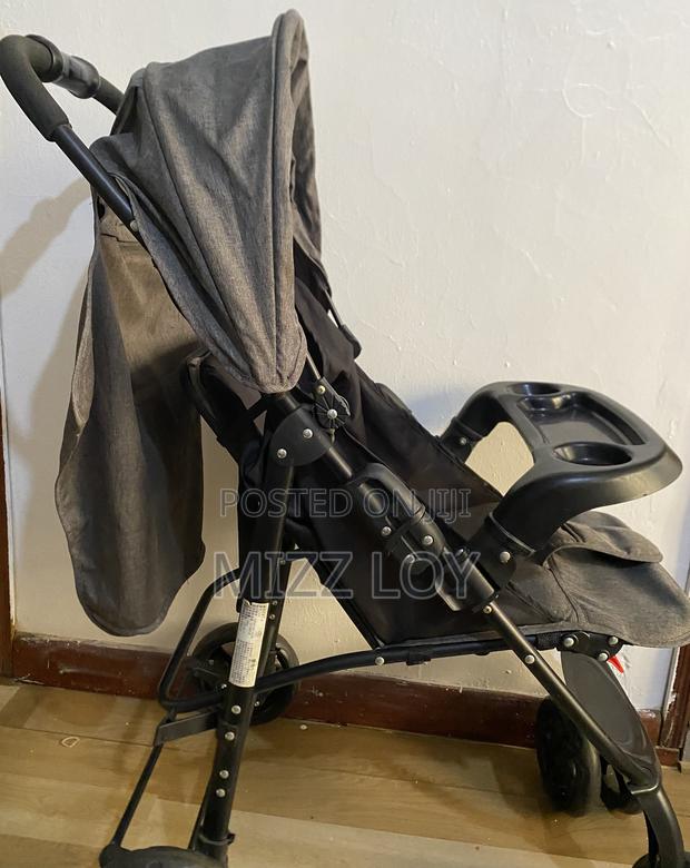 Lightweight Foldable Baby Stroller-grey-good Condition - thumbnail 5