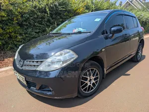 Nissan Tiida 2011 Black