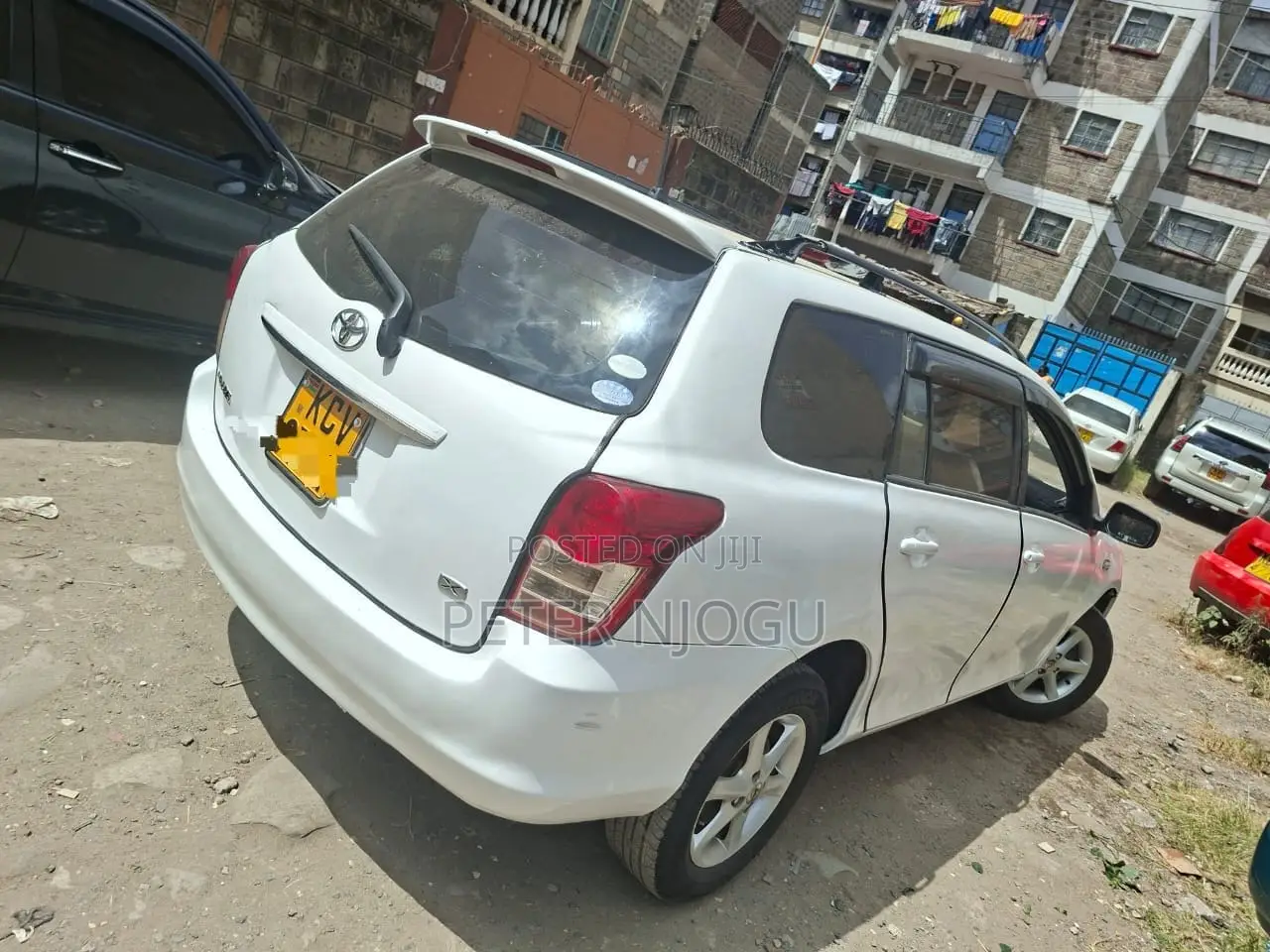 Toyota Corolla Fielder 2013 White