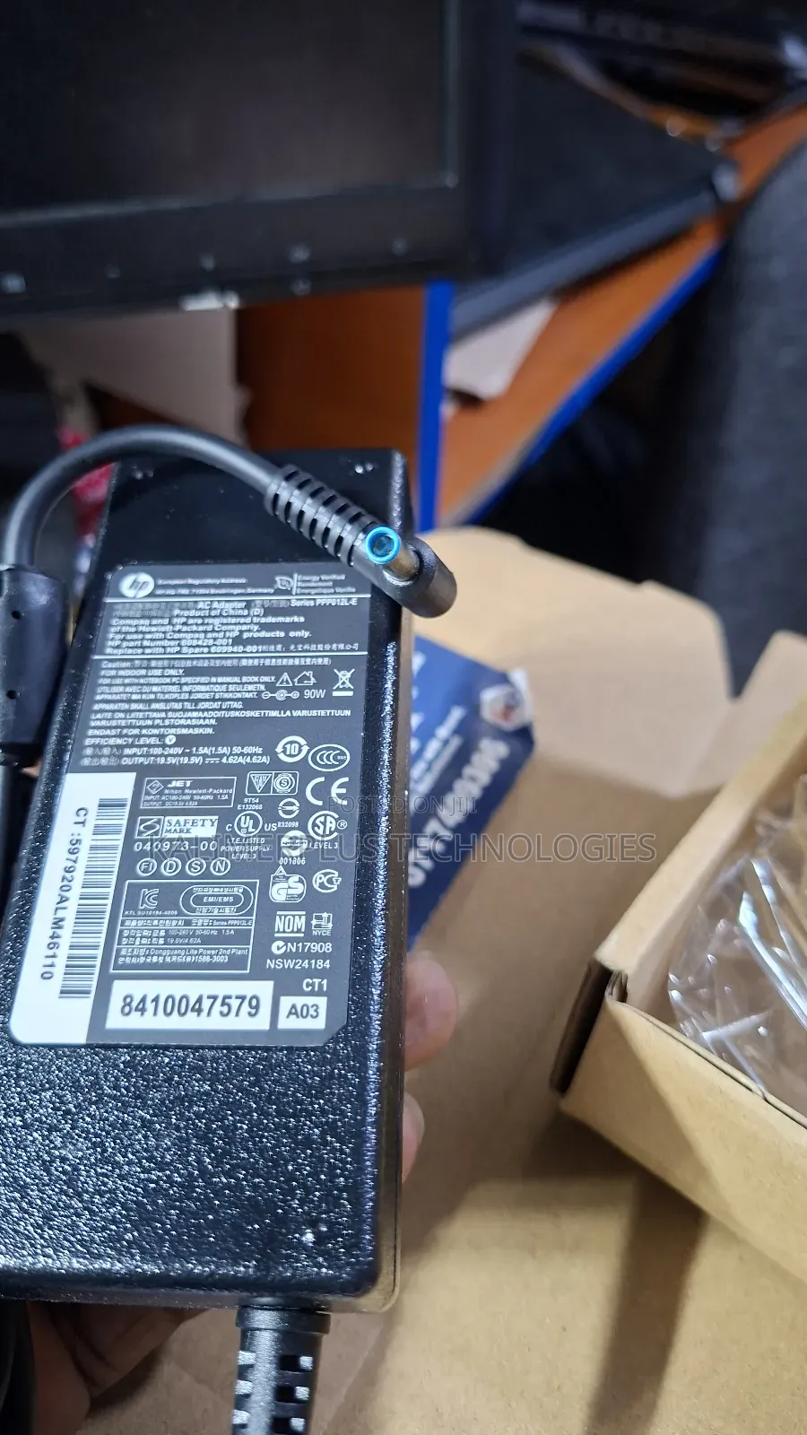 Hp Blue Pin 65w Laptop Charger