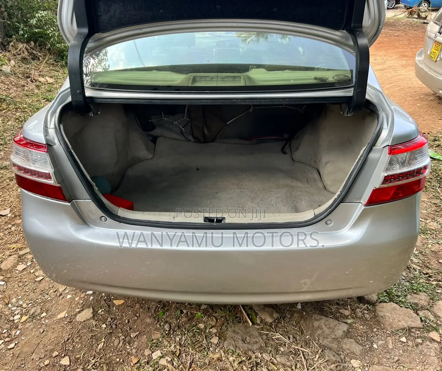 Toyota Premio 2011 Silver