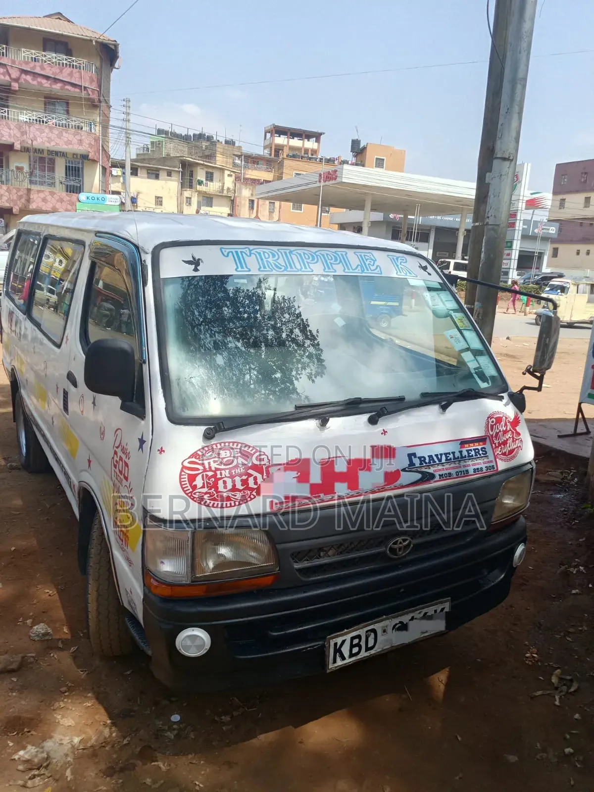 Toyota HiAce 2006 White