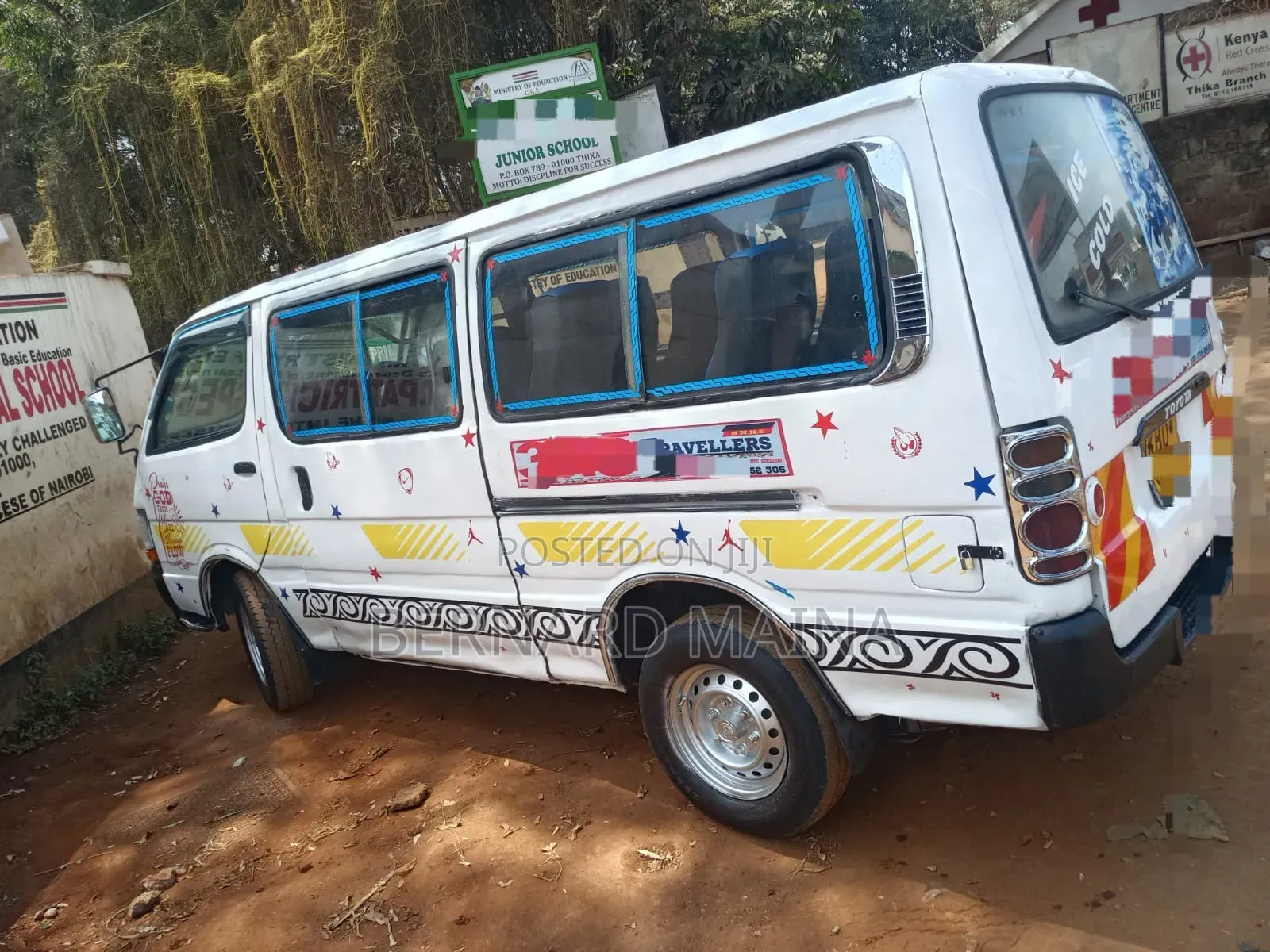 Toyota HiAce 2006 White