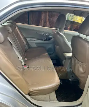Toyota Premio 2011 Silver
