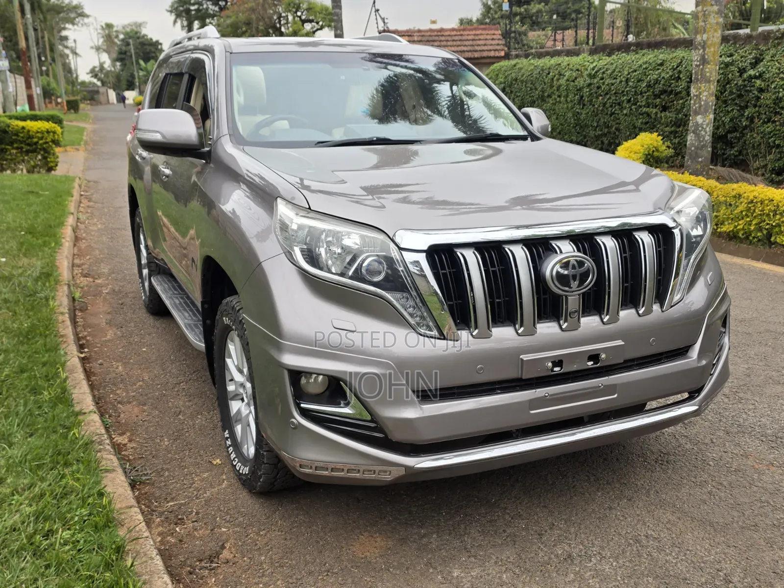 Toyota Land Cruiser Prado 2016 Burgundy