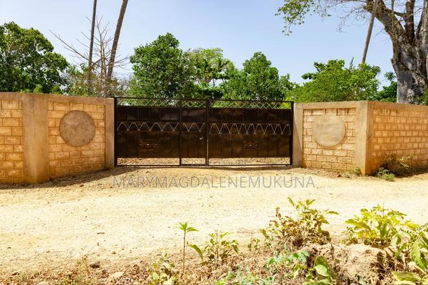 Step by Step of Owning a Piece of Diani. - main view