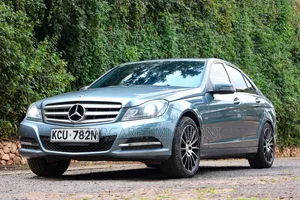Mercedes-Benz C200 2012 Gray