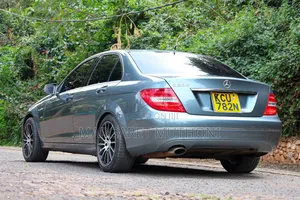 Mercedes-Benz C200 2012 Gray