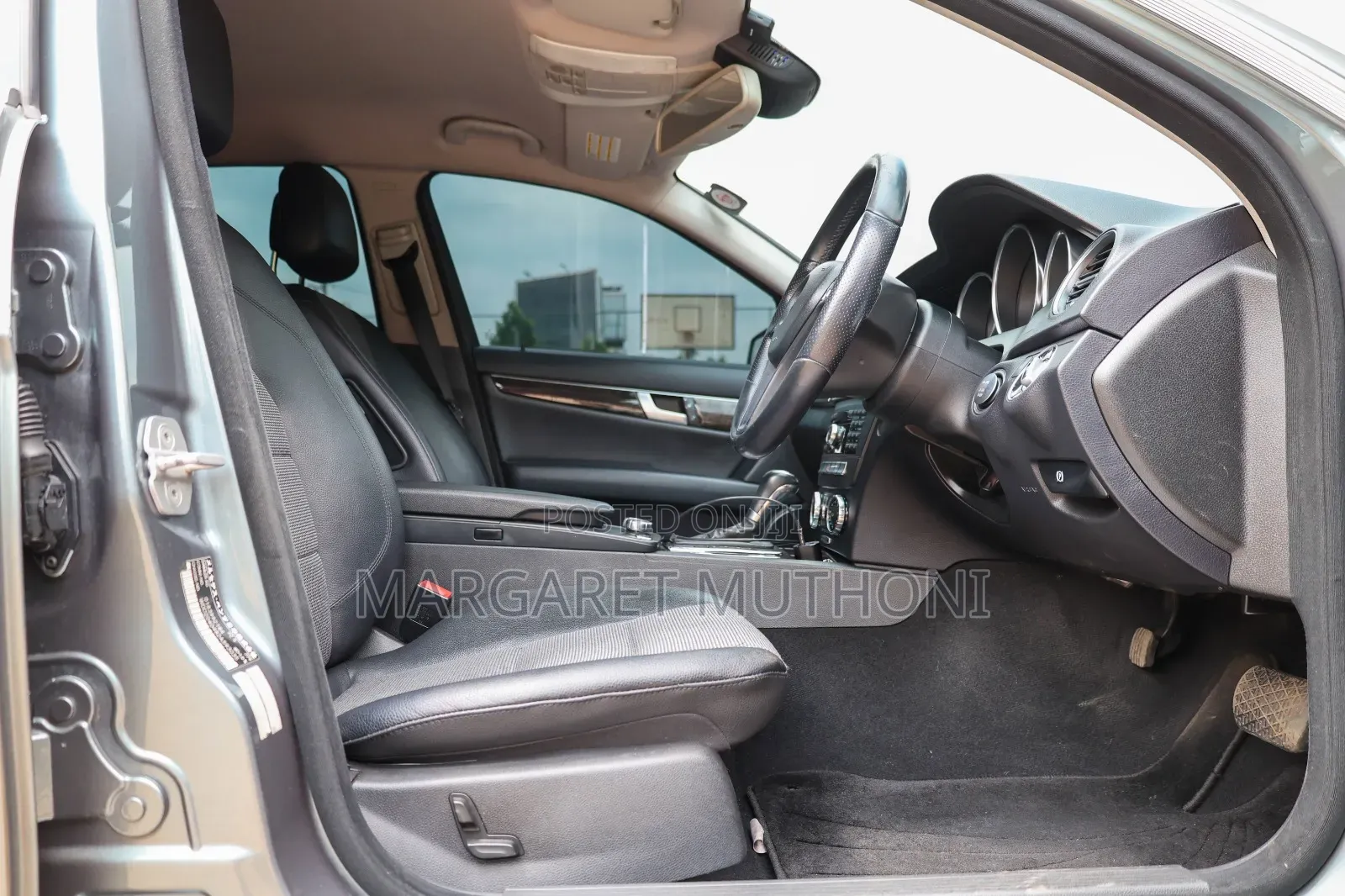 Mercedes-Benz C200 2012 Gray