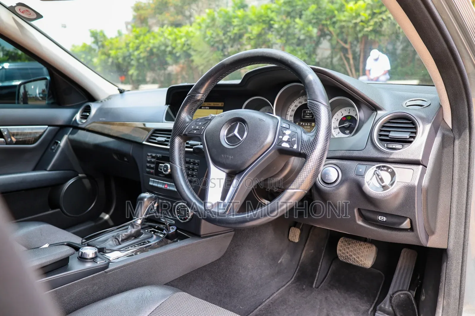 Mercedes-Benz C200 2012 Gray