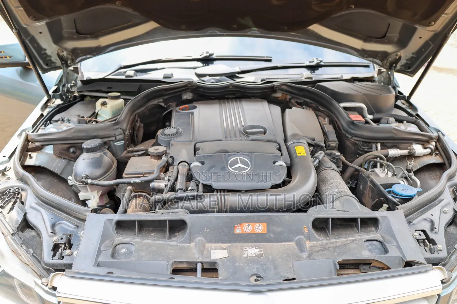 Mercedes-Benz C200 2012 Gray