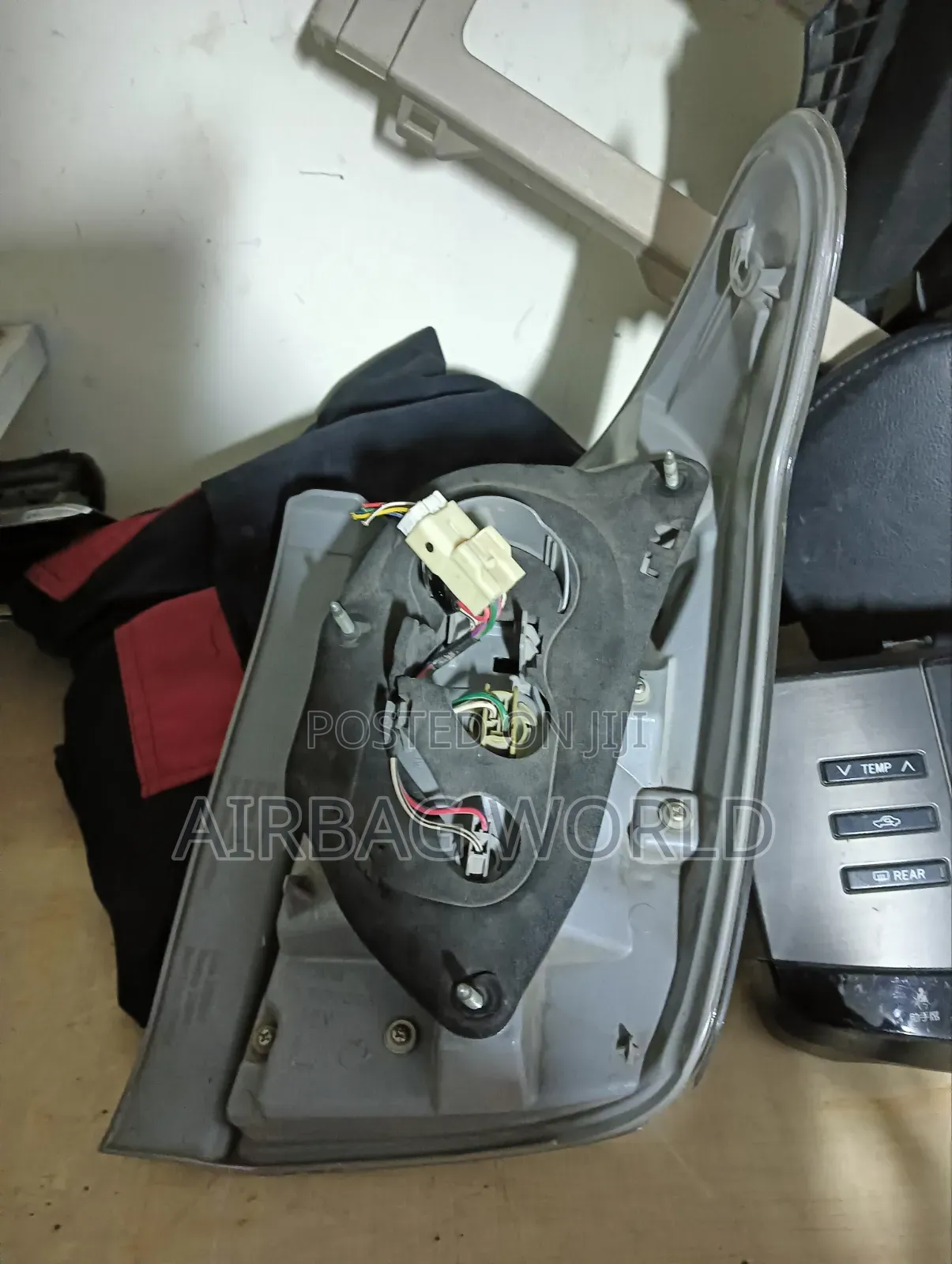 Toyota Fielder Rear Light 141